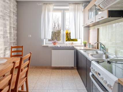 Zadbane 2 pokoje z balkonem Spokojne osiedle