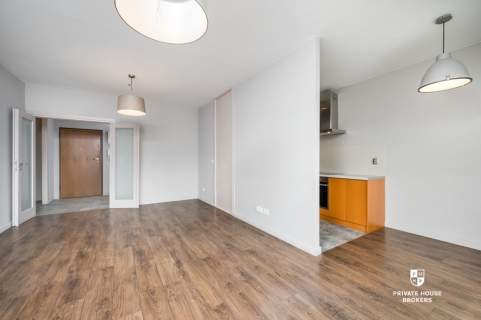 64m 2pok lokal, garaż, balkon klimatyzacja ul. Lea