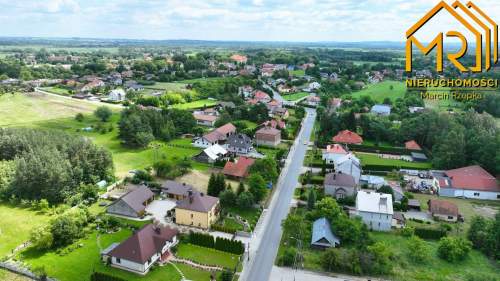 Działka pod zabudowę blisko centrum Radłowa