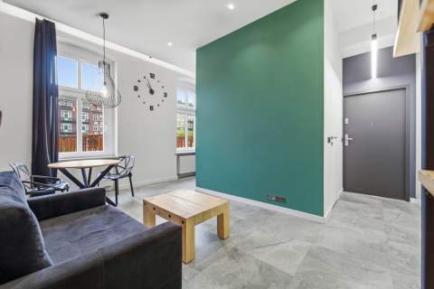 Unikalna kawalerka w stylu loft z antresolą