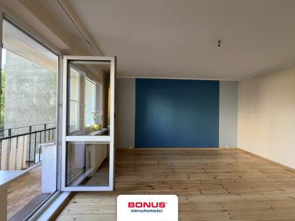 3 pokoje,osobna kuchnia, balkon 5min do tramwaju
