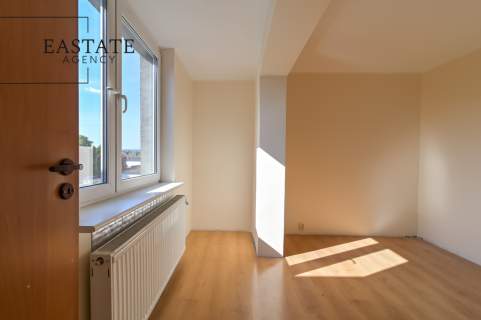 100m2, 3 pok z balkonem i garażem