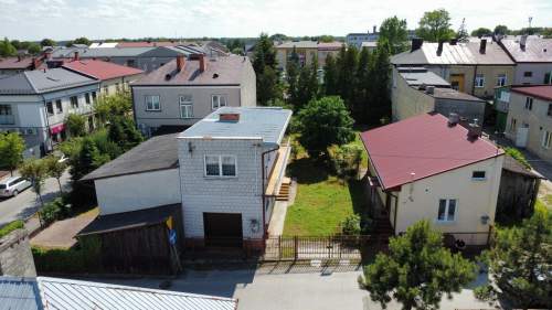 Dwa domy 165 m2 na działce w centrum Zwolenia.