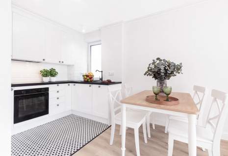 3 pokoje po generalnym remoncie balkon Piwnica