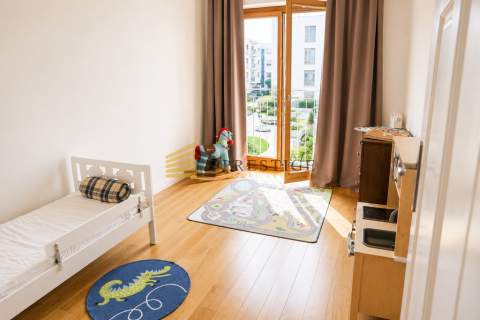 Apartament 5 pokoi w Miasteczku Wilanów
