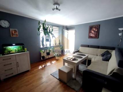 Kopernik -3 pok- 1 p- 74,15 m- balkon- ogródek