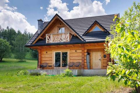 Urokliwy dom całoroczny, natura Skrzydlna