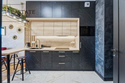 Piękny apartament w Pierwszej Dzielnicy