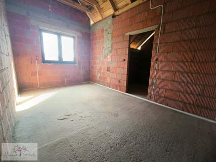 Nowy dom do wykończenia Dłutów Garaż 238m2