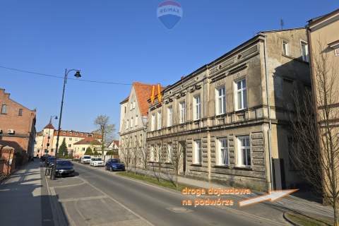Wygodne mieszkanie w centrum Pobiedzisk z garażem
