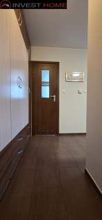 Koszarowa 17 blok, piwnica, balkon