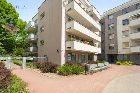 Wygodne 2 pokoje/kuchnia/balkon blisko centrum