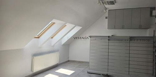 Nowoczesny lokal przy DK94 na wynajem