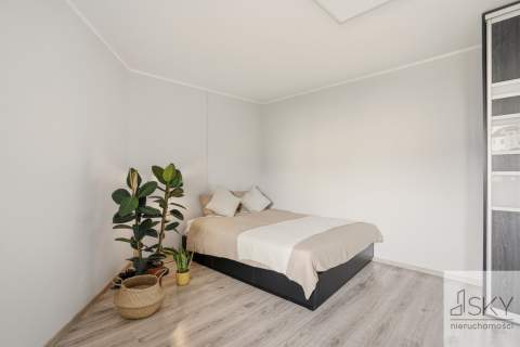 ul. Długa, balkon, winda, po remoncie, 50m , 2 pok