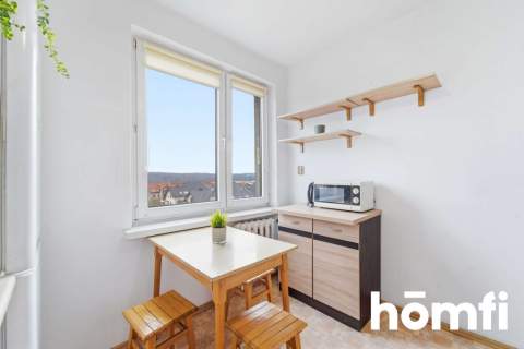 67 m przy Dolinie 3 Stawów 4 pokoje Balkon