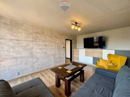 Dwupokojowe M - 51 m po remoncie balkon