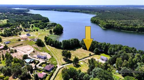 Dostęp do jeziora Dołgie, ok. 65 m linii brzegowej