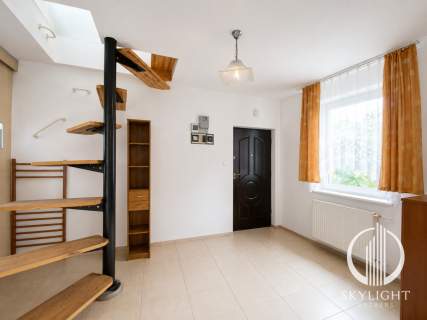 120 m, niezależne piętro domu, 4 pokoje, Bielany