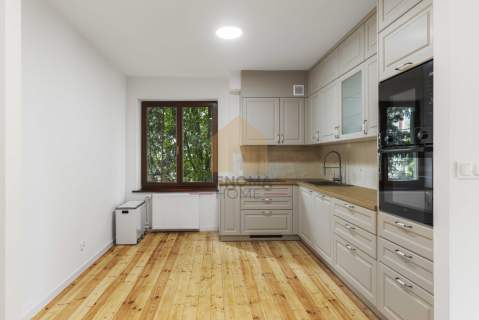 Na wynajem 4 pokoje garaż duży balkon komórka