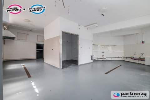 Pow. mieszkalna 350m2 Pow. produkcyjna 250m2