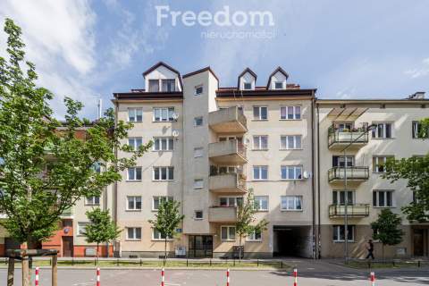 3 pokoje z tarasem 75,4 m Praga Pd.