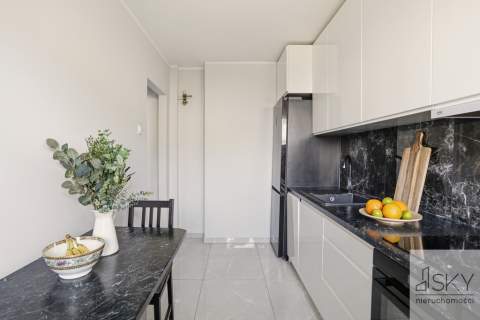 ul. Długa, balkon, winda, po remoncie, 50m , 2 pok