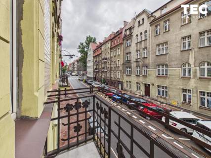 Przestronne 3 pokoje z osobną kuchnią 2 balkony