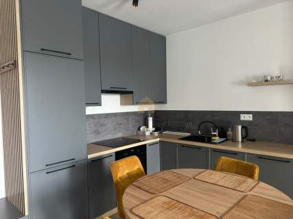 Nowoczesny apartament nad morzem/ 2 pokoje/ garaż
