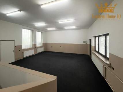 Na wynajem lokal magazynowo-usługowy 250m2, cicha działalność...