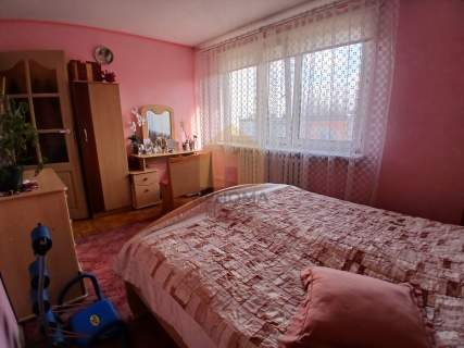 Skrajny dom w zabudowie szeregowej komfort i pry