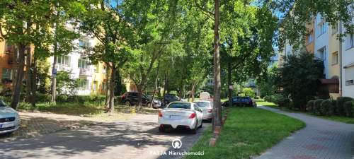 Rozkładowe M3 43 w kameralnym bloku RETKINIA, parking