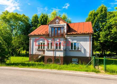 DOM Z LINIĄ BRZEGOWĄ
