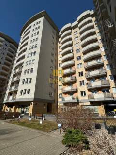 Apartament z tarasem - 3 pokoje - Metro Młynów