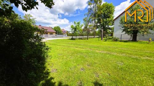 Działka pod zabudowę blisko centrum Radłowa