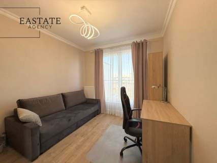 wysoki standard/balkon/garaż podwójny w cenie