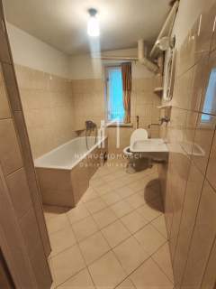 REZERWACJA DUŻY DOM Z 24-AROWĄ DZIAŁKĄ-SPOKOJNA OKOLICA- PAG
