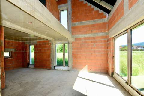 Dom wolnostojący 235 m2 z garażem, działka 800 m 