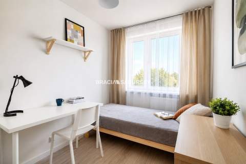 5 pokoi, Prokocim, balkon