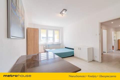 4 pokoje po generalnym remoncie Balkon Parking