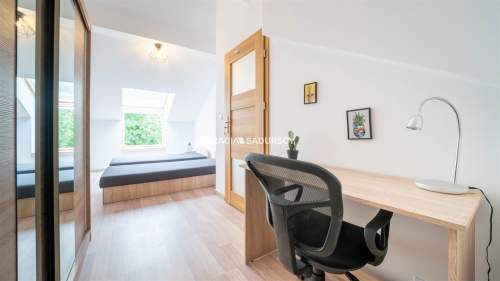 dwupoziomowe ok 80m2, Żabiniec