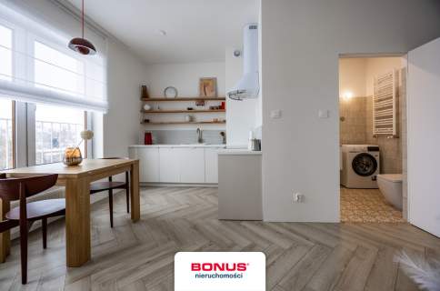 Kawalerka w Apartamentowcu Stan Idealny