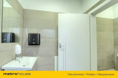 Lokal biurowo-usługowy - al. Piłsudskiego 115
