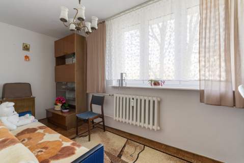 3 pokoje z balkonem 800 m od metra Kondratowicza