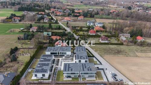 Dom ul. Uzdrowiskowa, Dąbrowica