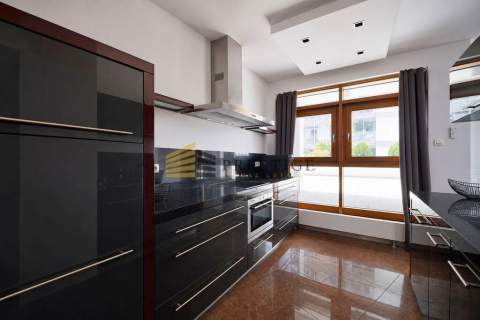 Luxury Apartment Big Terrace Garage Included