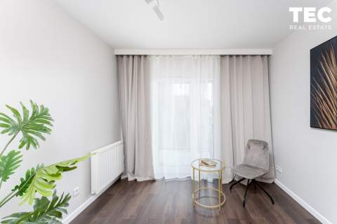 Przestronny salon I Garderoba I miejsce postojowe