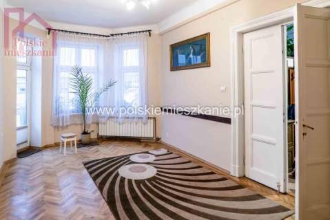 Przestronne mieszkanie w zadbanej kamienice, 121m Dworskiego,