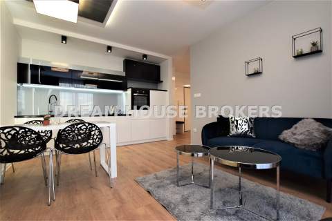 Luksusowy Apartament na Nowoczesnym Pobitnie