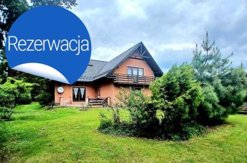 Dom z pięknym ogrodem