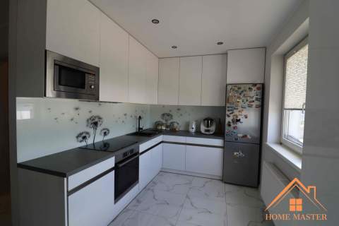 mieszkanie z garażem i działką